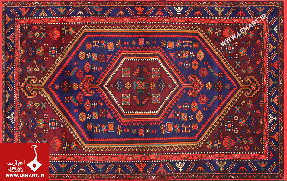 حاشیه فرش روستایی