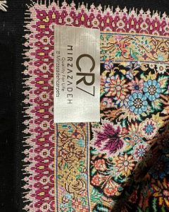 02 | مشخصات و قیمت فرش اهدایی به رونالدو