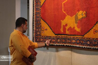 نمایش فرش‌های عشایری ایران 12 | افتتاح نخستین جشنواره فرش‌های عشایری ایران