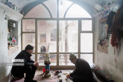 15 | رفوگری و پرداخت قالی (گزارش تصویری) و پرداخت قالی 14 | رفوگری و پرداخت قالی (گزارش تصویری)