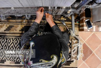 resized 1242279 129 | فرش خودرنگ ایل سنگسری، از منحصر به فرد ترین فرش های جهان