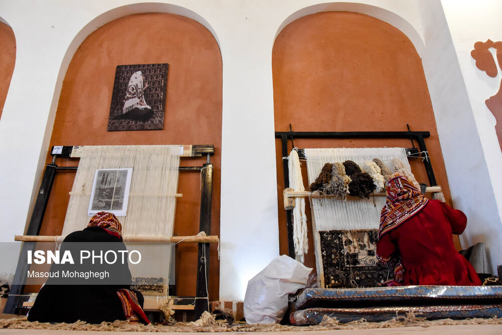 resized 1242280 194 | فرش خودرنگ ایل سنگسری، از منحصر به فرد ترین فرش های جهان